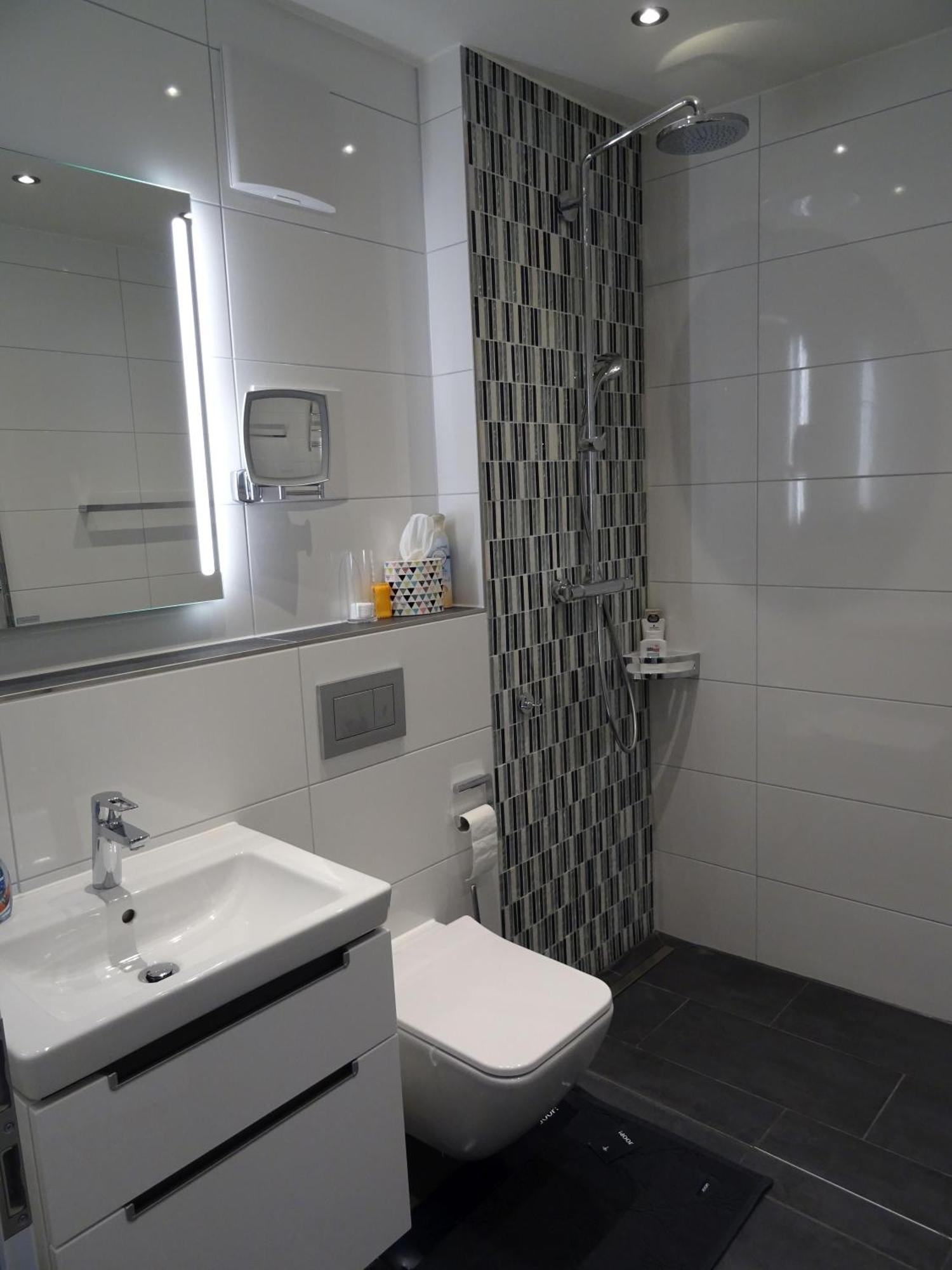 Zisa Ferienwohnung Bodensee Friedrichshafen Bagian luar foto